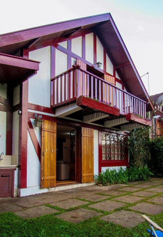 Chale Com Lareira E Wi-fi Em - Sp Chalet Campos do Jordao