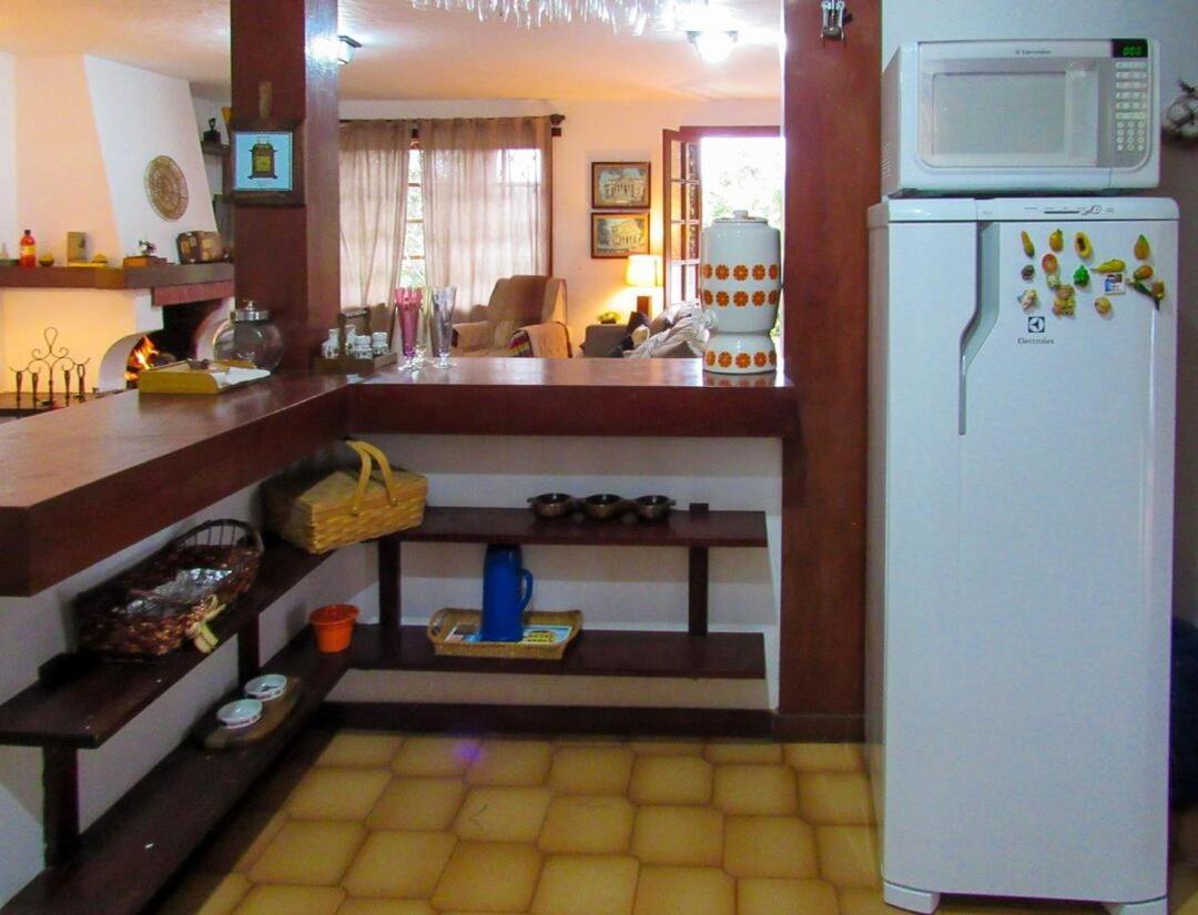 Chale Com Lareira E Wi-fi Em - Sp Chalet
